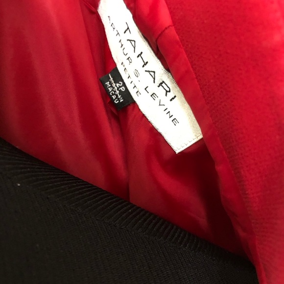 Red blazer - Picture 2 of 2